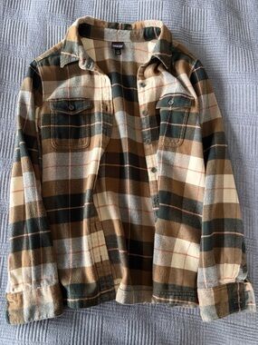 Patagonia Plaid Flannel button down